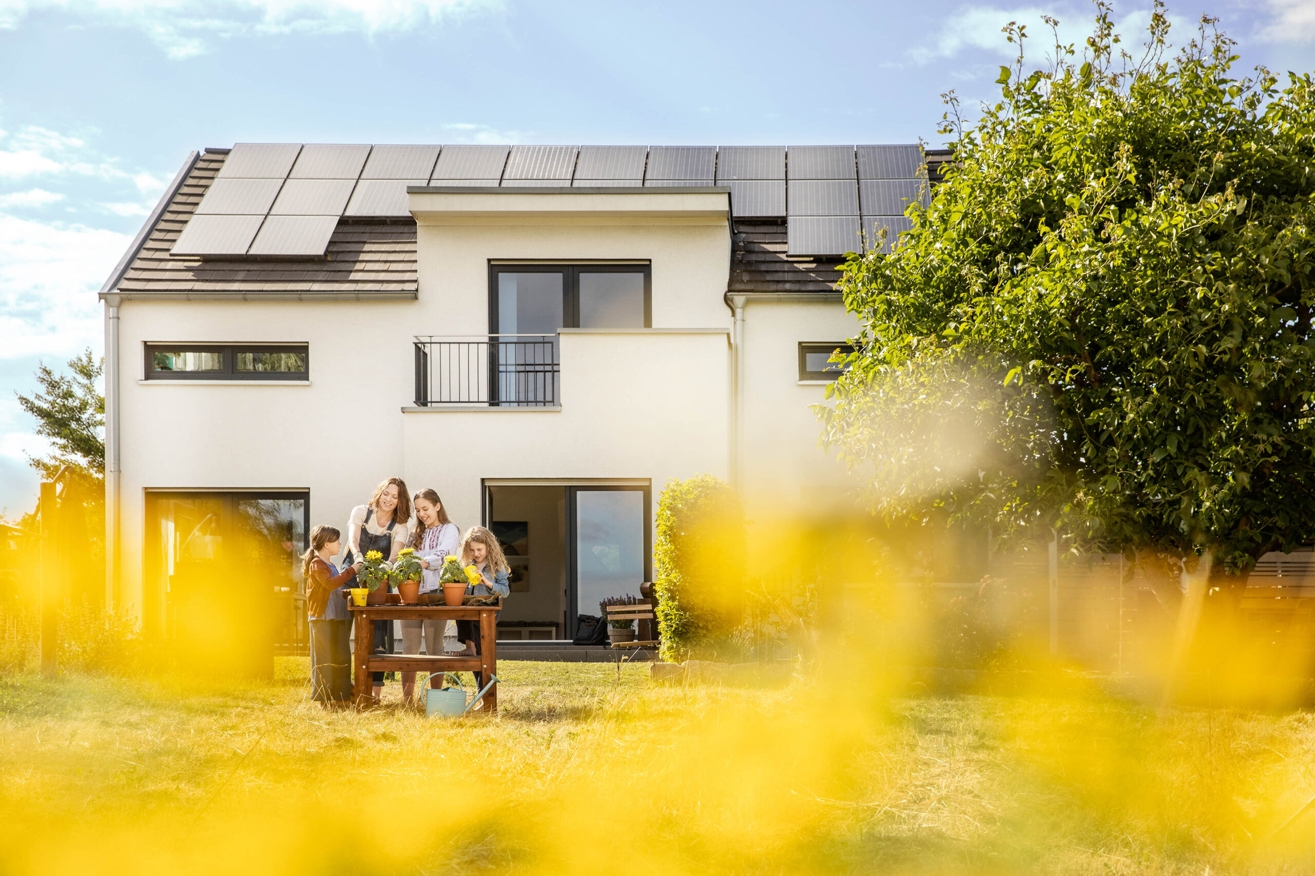 EE_PV_Dach_Einfamlienhaus_Familie_2_(c)LEA Hessen_Arne Landwehr